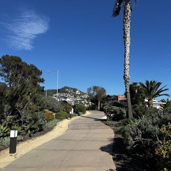 Treasure Island Beach - Walkway - Beaches Near Me - Laguna Beach, California