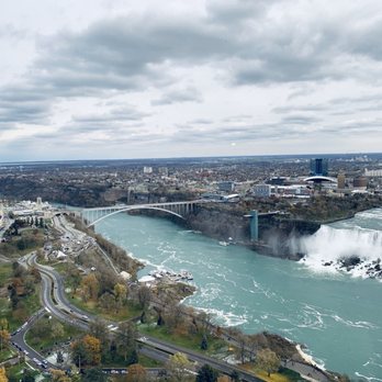 Skylon Tower - Canadian (New) Near Me - Niagara Falls, Ontario