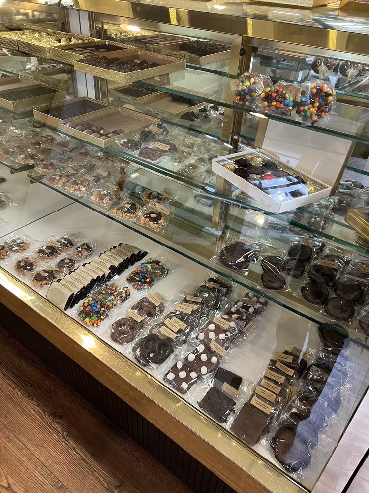 P CITY BAKERY Updated October 2024 17 N Main St, Woodstown, New Jersey Bakeries