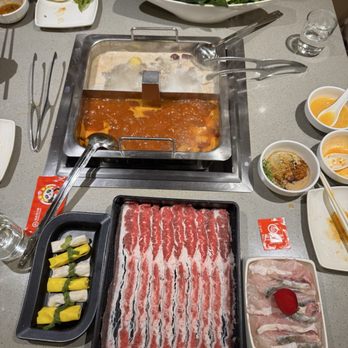Haidilao Hotpot - Richmond - Chinese Near Me - Richmond, British Columbia