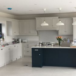 O'Flaherty Traditional Painters - Wall units painted in Anommite and island in Hague Blue. Paints by Farrow & Ball