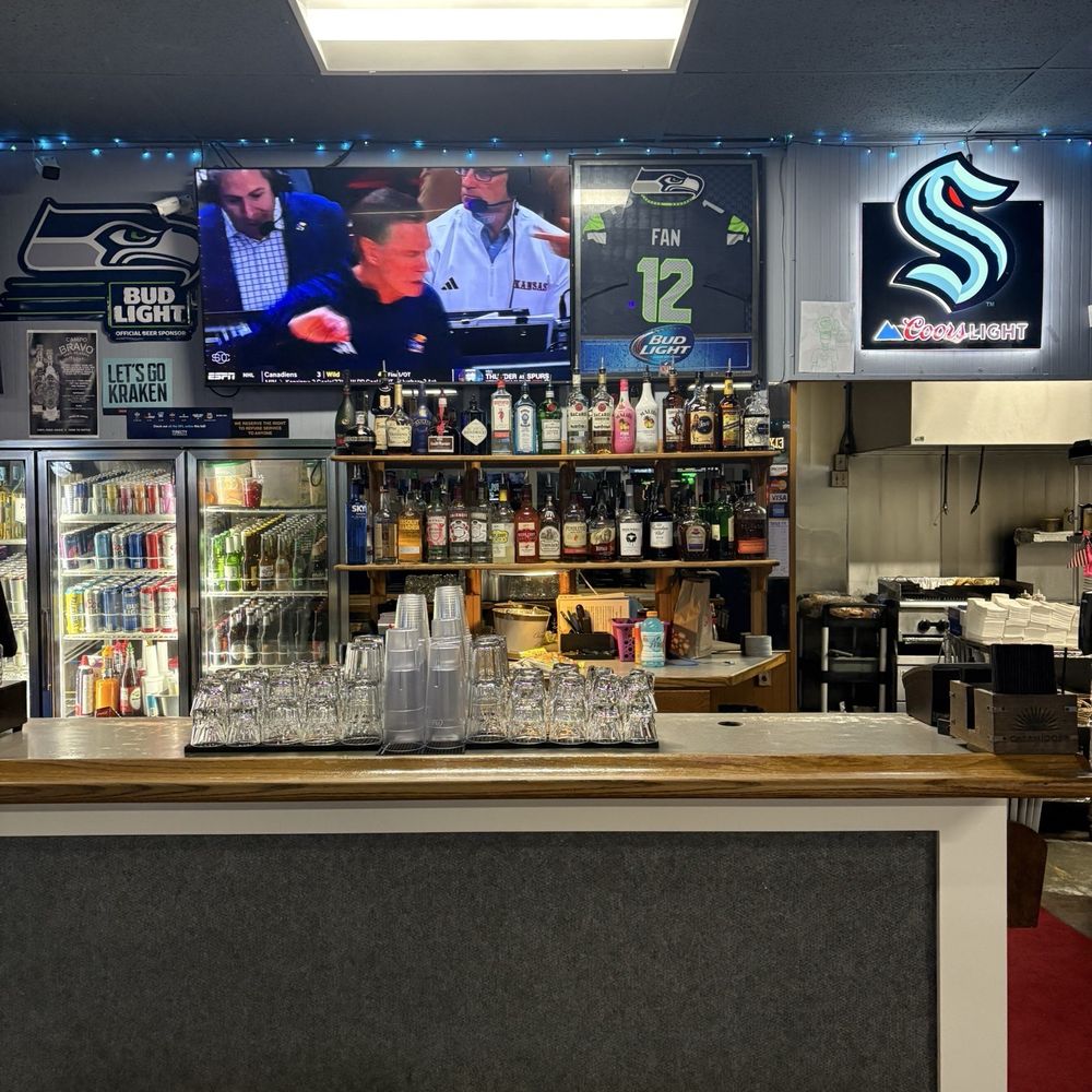 Just Chill Pub & Grill - the bar - Sports Bars Near Me - Lynnwood, Washington Just Chill Pub & Grill - the bar - Sports Bars Near Me - Lynnwood, Washington