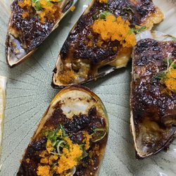 Mika Sushi - Super baked mussels
