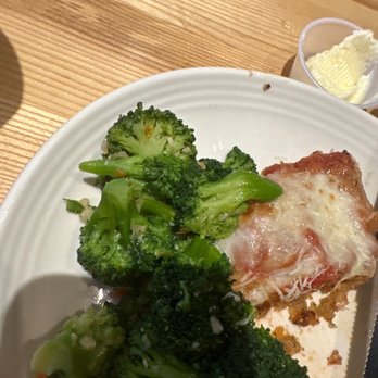 Carrabba's Italian Grill - Veal Parmesan was delicious. Fast service. - Italian Near Me - Savannah, Georgia