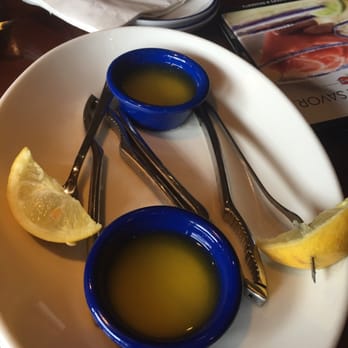 Red Lobster - Butter and lemon and utensils to eat the crab legs. - Seafood Near Me - Florence, Kentucky Red Lobster - Butter and lemon and utensils to eat the crab legs. - Seafood Near Me - Florence, Kentucky