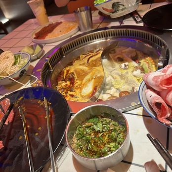 ER Hotpot - Hot Pot Near Me - New York, New York