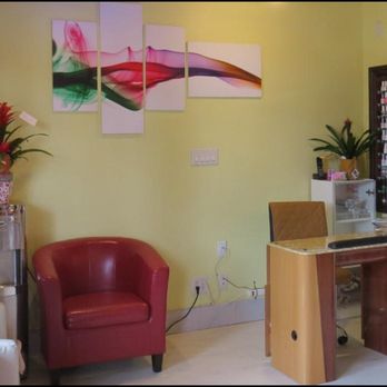 Surprise Nails Lounge - Photo - Nail Salons Near Me - Surrey, British Columbia