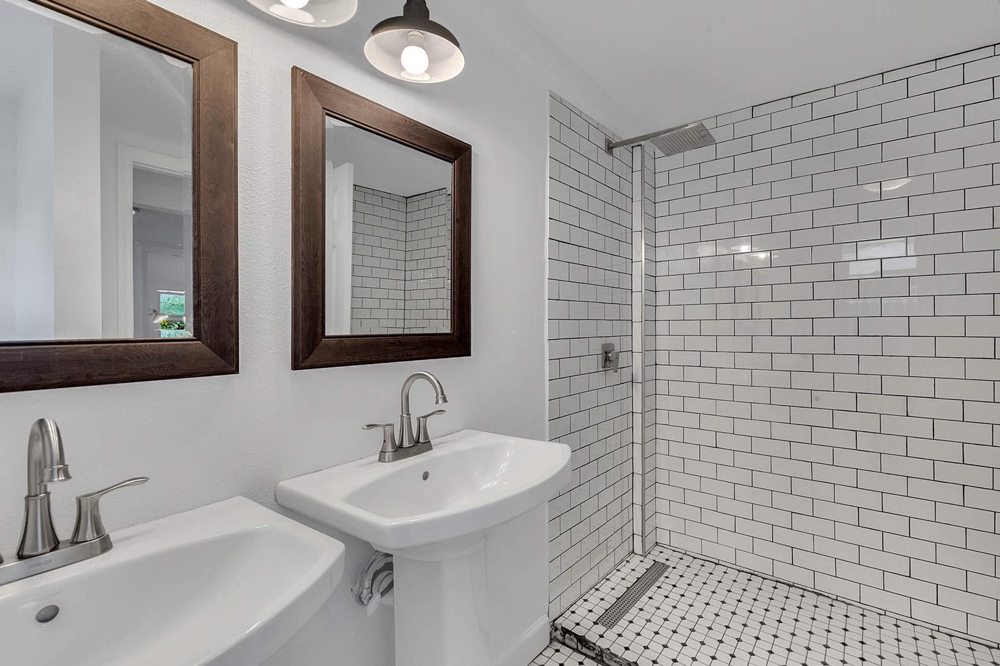 Slide of Movicontractors