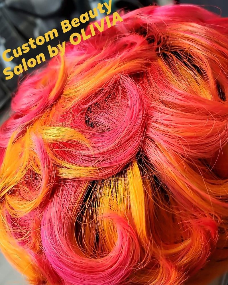 Custom Beauty Salon by Olivia Logo