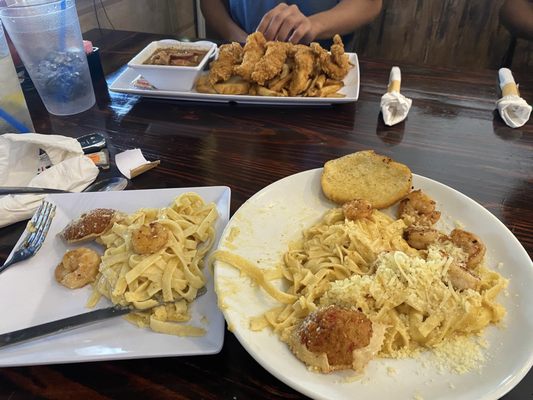 Jazzy Pete's Poboys by null