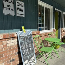 The Northern Tea House - Out door seating on sunny days