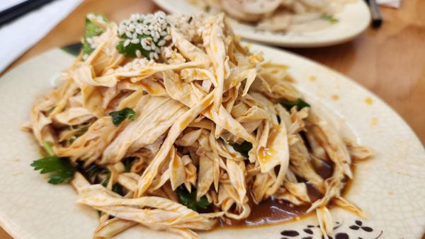 Yuanbao Jiaozi by null