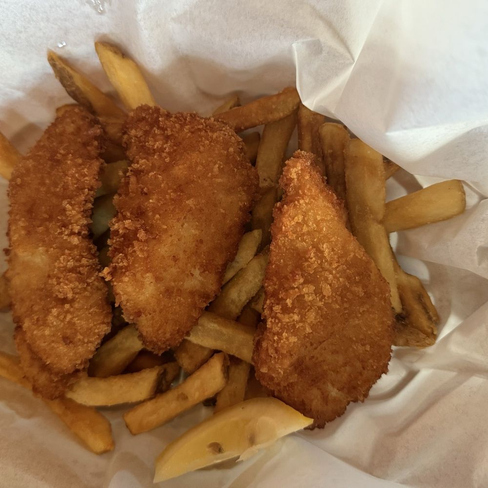 Ivar's Mukilteo Landing - Halibut fish and chips - Seafood Near Me - Mukilteo, Washington