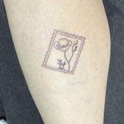 Humanfly Tattoo - Poppy postage