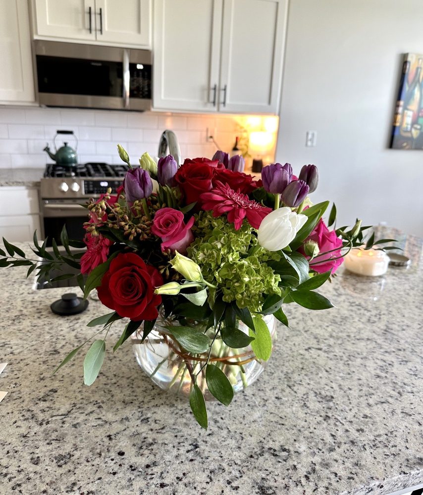 HOLLIDAY FLOWERS & EVENTS Updated October 2024 14 Photos & 14 Reviews 6779 Stage Rd