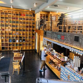 Top Pot Doughnuts - Interior. - Bakeries Near Me - Seattle, Washington Top Pot Doughnuts - Interior. - Bakeries Near Me - Seattle, Washington