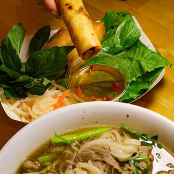 Viet Citron - Vietnamese Near Me - Burlington, Massachusetts