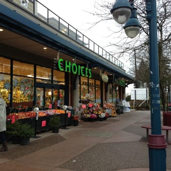 Choices Markets - a woman walking down the sidewalk - Grocery Near Me - Vancouver, British Columbia Choices Markets - a woman walking down the sidewalk - Grocery Near Me - Vancouver, British Columbia