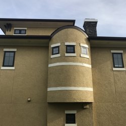 Ameriglass Cleaning - We clean occupied home windows like these.