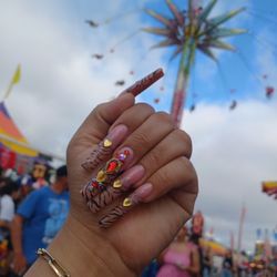 Nailviibez