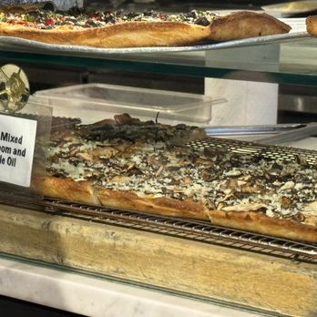 Brooklyn Pizza Masters - Pizza Near Me - New York, New York Brooklyn Pizza Masters - Pizza Near Me - New York, New York