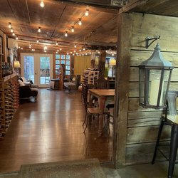 One Windmill Farm - Beautiful chill atmosphere to drink a wine, affordable