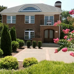 Gregory Michael Nicholson, DDS - Family & Cosmetic Dentistry - Our office 509 West College Street Nurfreesboro, TN