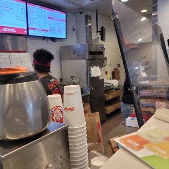 Wendy's - a view of the kitchen from the counter - Fast Food Near Me - Williston Park, New York Wendy's - a view of the kitchen from the counter - Fast Food Near Me - Williston Park, New York