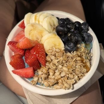 Raw Jūce - Aventura - Organic Blue Colada Oasis - Juice Bars & Smoothies Near Me - Aventura, Florida