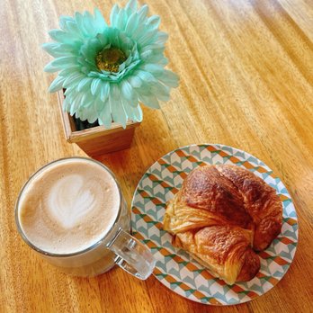 Island Brew Coffeehouse - My croissant and latte - Coffee & Tea Near Me - Honolulu, Hawaii Island Brew Coffeehouse - My croissant and latte - Coffee & Tea Near Me - Honolulu, Hawaii