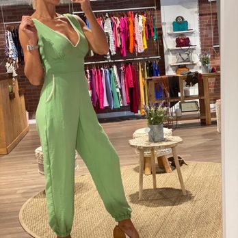Aurora Boutique - Women's Clothing Near Me - Miami Beach, Florida