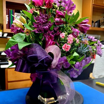 Patty's Petals - Florists Near Me - Godfrey, Illinois Patty's Petals - Florists Near Me - Godfrey, Illinois