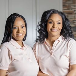 Two Sisters and A Deviled Crab - The Two Sisters and A Deviled Crab team
