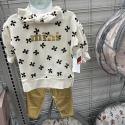 Burlington - mini golden girl outfit