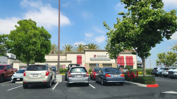 Applebee's Grill + Bar by null