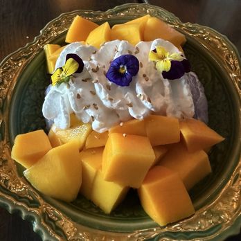 Chada - Mango Sweet Sticky Rice - Thai Near Me - New Orleans, Louisiana Chada - Mango Sweet Sticky Rice - Thai Near Me - New Orleans, Louisiana
