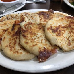 Chicharron Pupusa