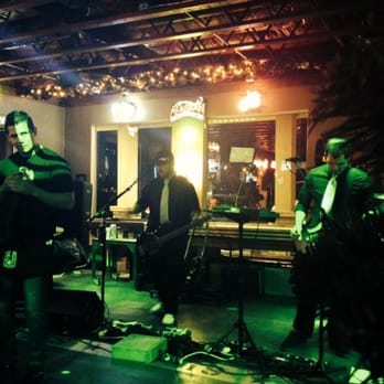 Rivets American Grill - Live music. - Bars Near Me - Modesto, California