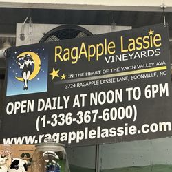 RagApple Lassie Vineyard
