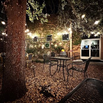 Matteo's Pizza & Bistro - Can you say Ambiance ?!?!?! - Pizza Near Me - Carmichael, California Matteo's Pizza & Bistro - Can you say Ambiance ?!?!?! - Pizza Near Me - Carmichael, California