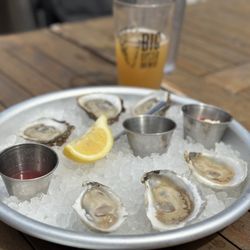 FINS Ale House & Raw Bar - Coastal Highway
