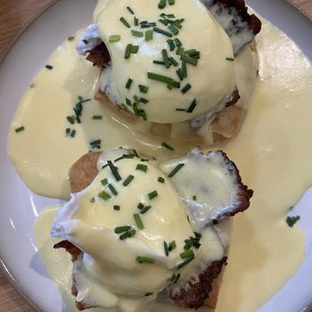 Magnolia Table - Farm Eggs Benedict - Breakfast & Brunch Near Me - Waco, Texas