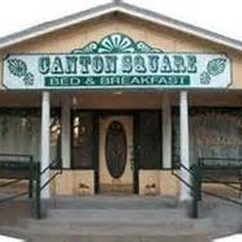 Canton Square Bed & Breakfast - Canton Square Bed & Breakfast - Hotels Near Me - Canton, Texas Canton Square Bed & Breakfast - Canton Square Bed & Breakfast - Hotels Near Me - Canton, Texas