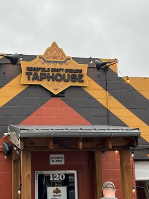 Ridgefield Craft Brewing Co. Taphouse by null