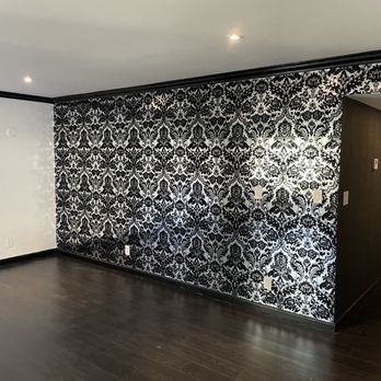 VIP Wallpapering - Living room - Wallpapering Near Me