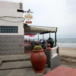 Playa de Ojos de Garza - Restaurant