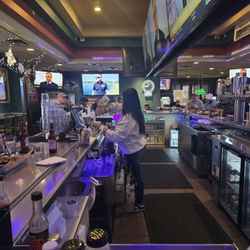 Primanti Bros. Restaurant and Bar - Great bartenders