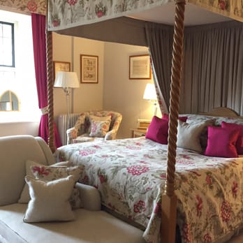 Llangoed Hall - Hotels Near Me - Brecon, POW