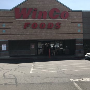 WinCo Foods - Storefront entrance - Grocery Near Me - Corvallis, Oregon