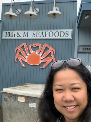 10th & M Seafoods by null